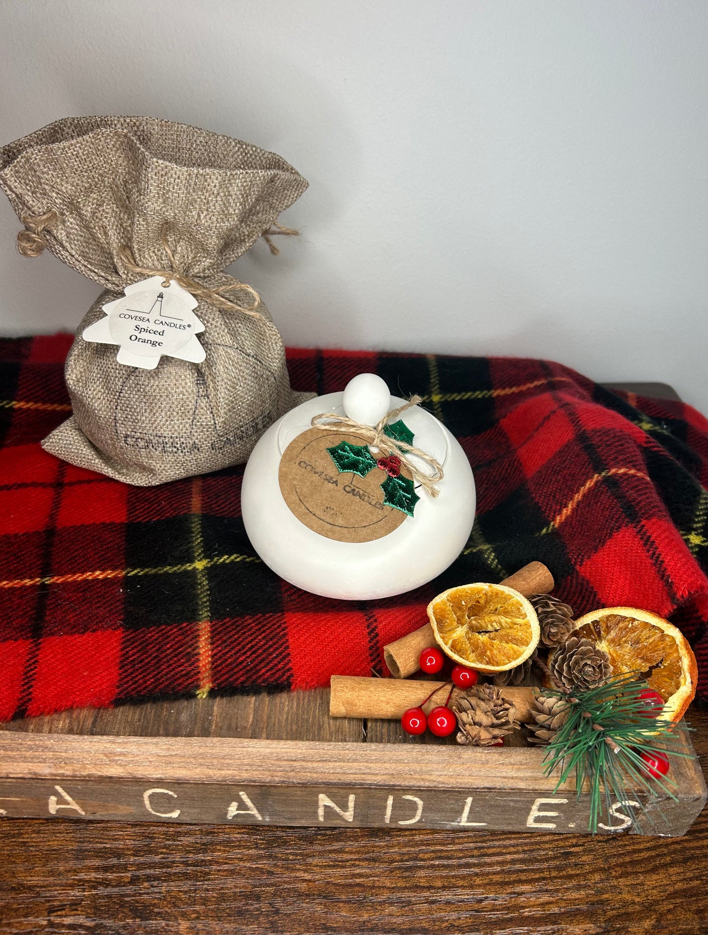 Spiced Orange Santa Sack White Chubby Pot Candle