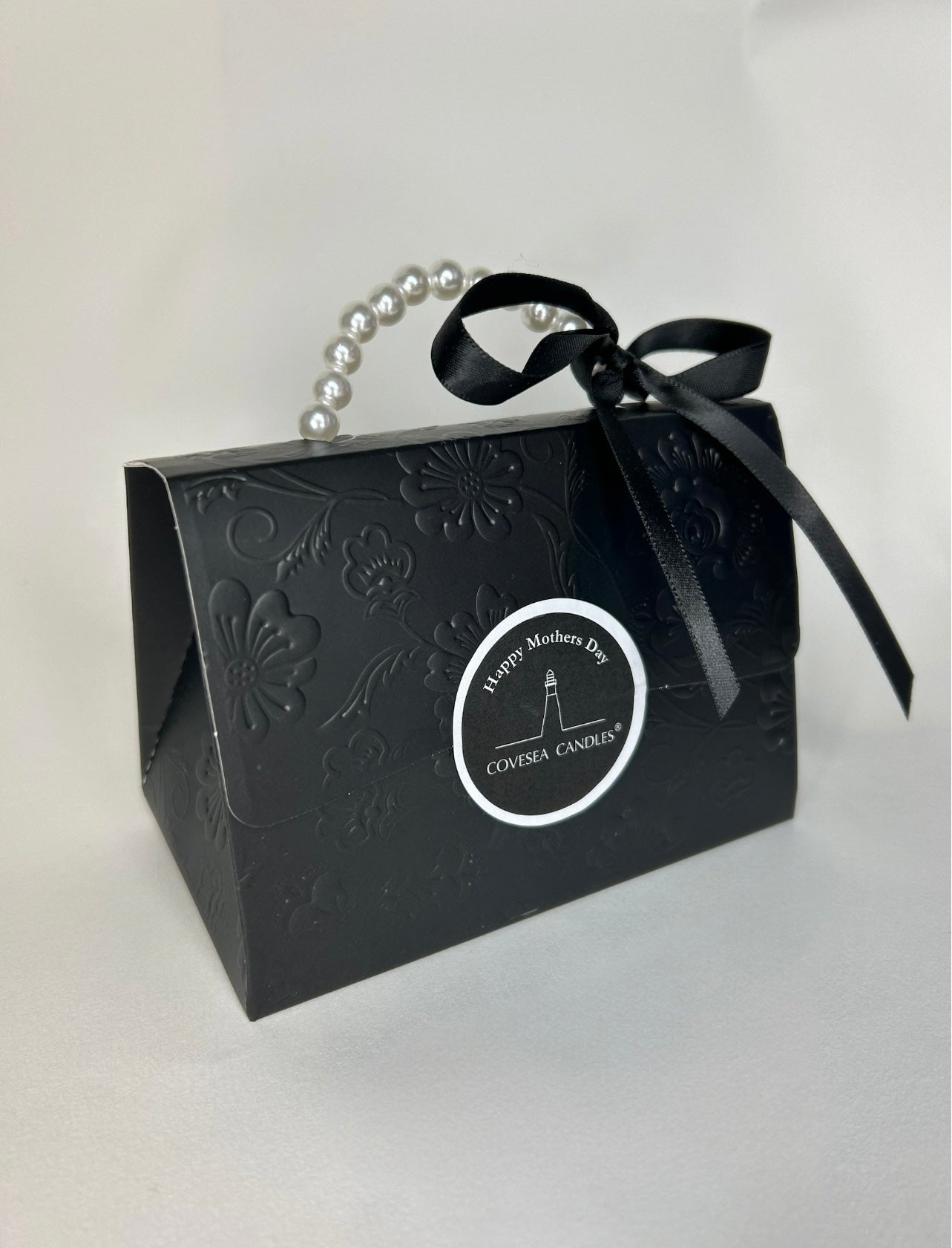 Pearl Handle Gift Bag