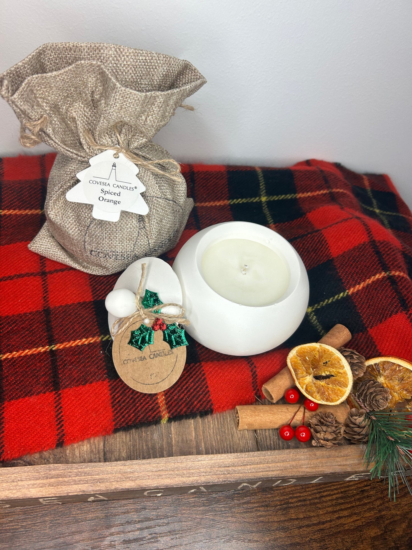 Spiced Orange Santa Sack White Chubby Pot Candle
