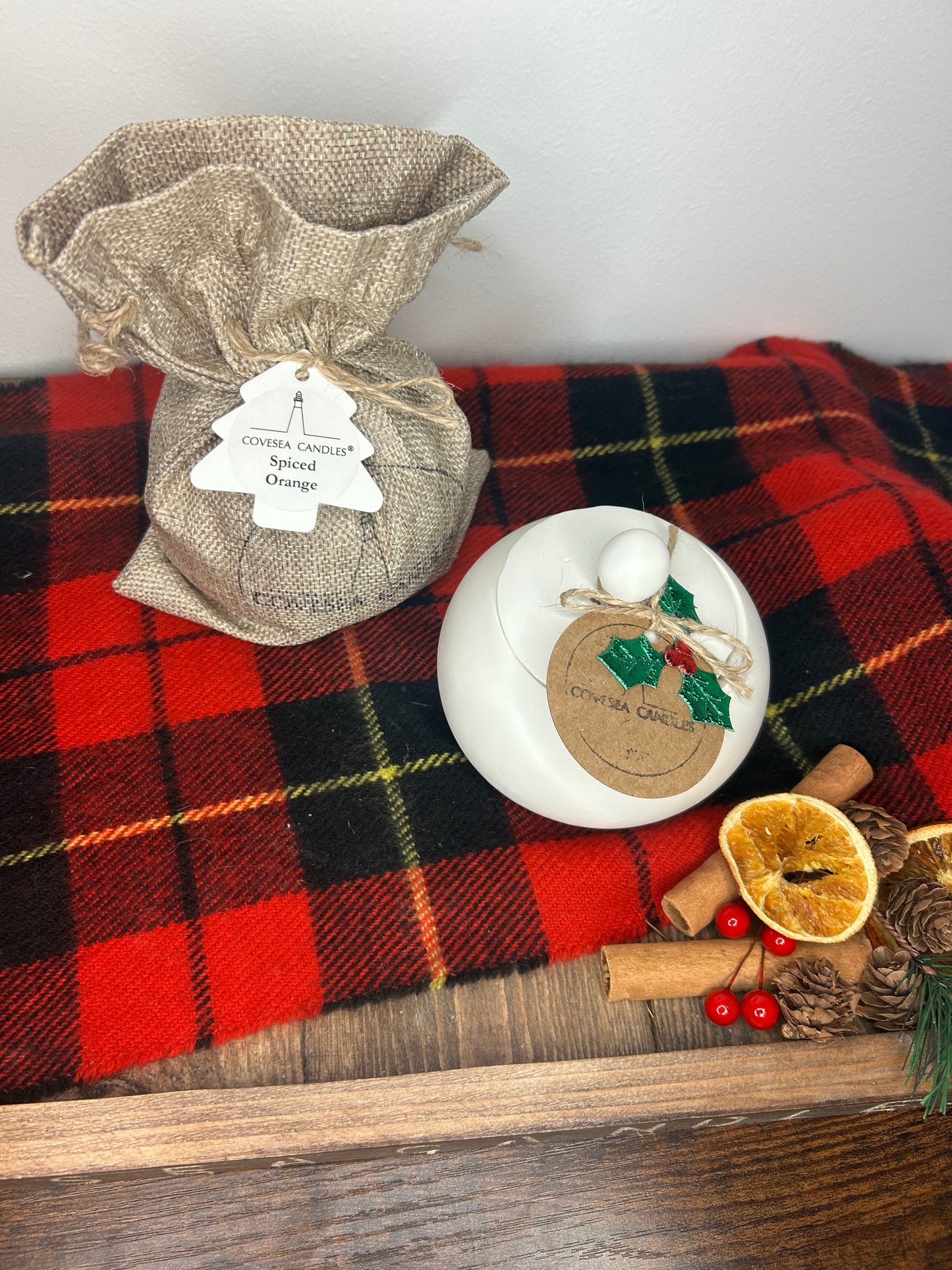 Spiced Orange Santa Sack White Chubby Pot Candle
