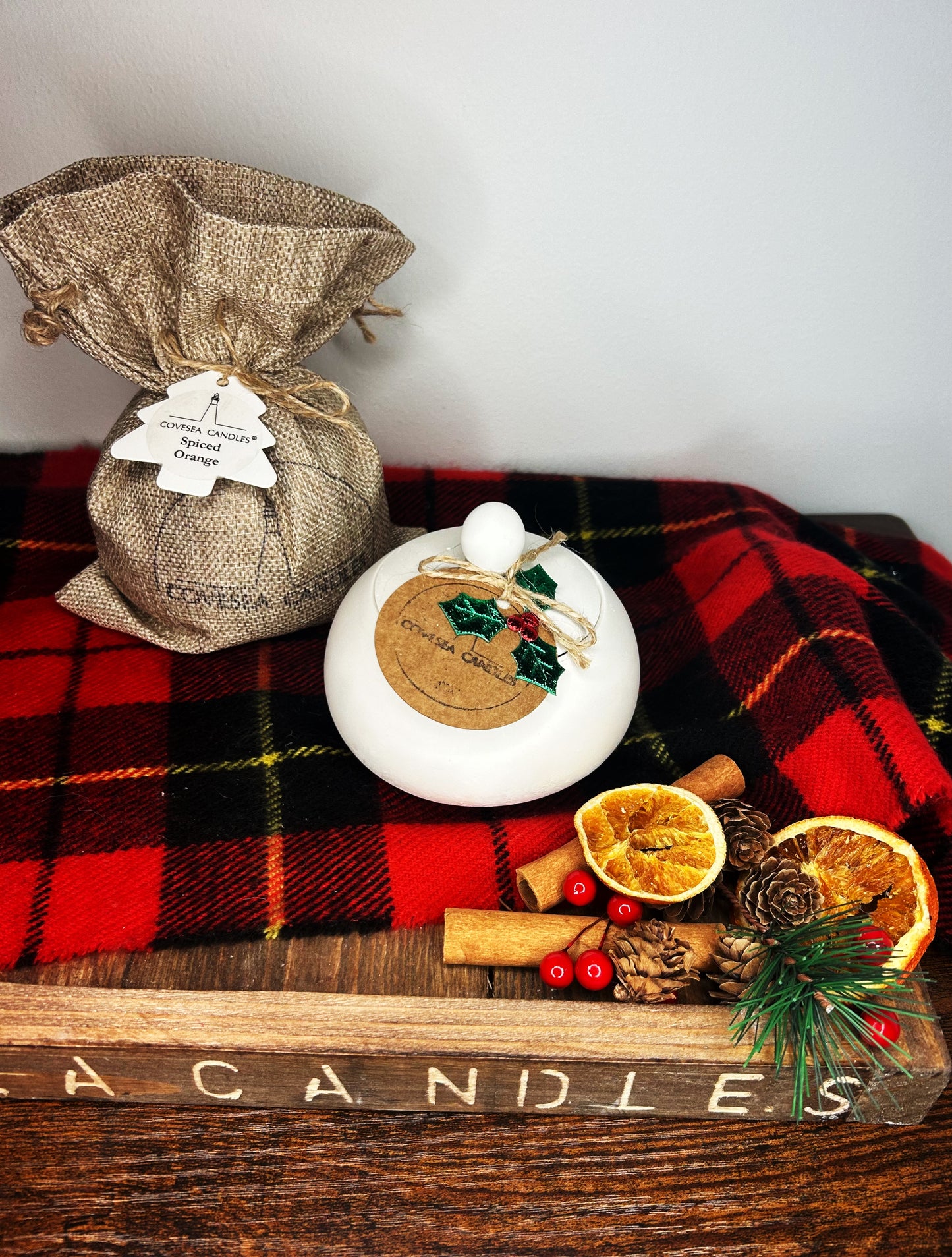 Spiced Orange Santa Sack White Chubby Pot Candle